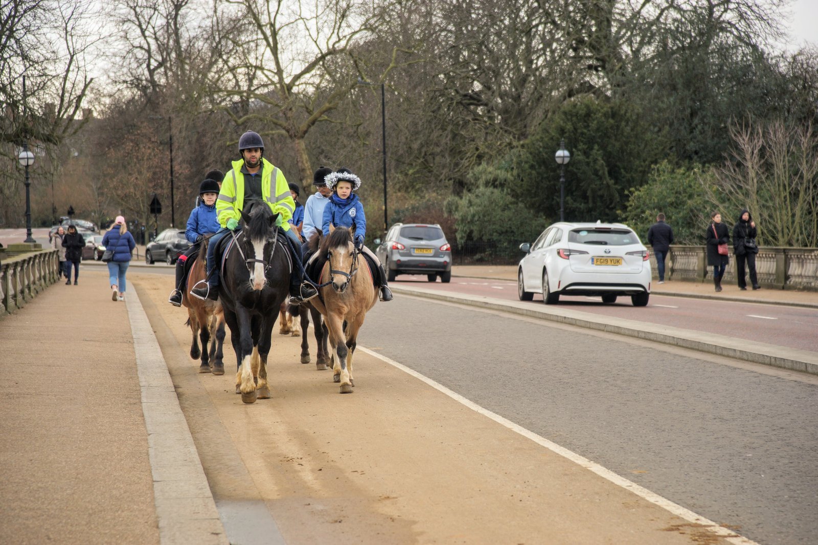 Ιππεύοντας κοντά στο Hyde Park ( Φωτογραφία Νίκος Πράσσος @paspartou.gr )