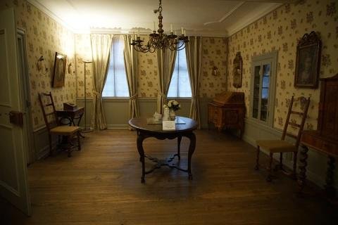 Goethe House, Frankfurt, Nikos Prassos