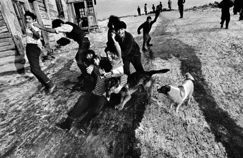 Gypsies, Josef Koudelka
