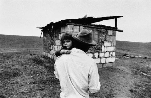 Gypsies, Josef Koudelka